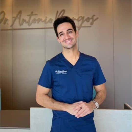 doctor antonio burgos clinica capilar malaga