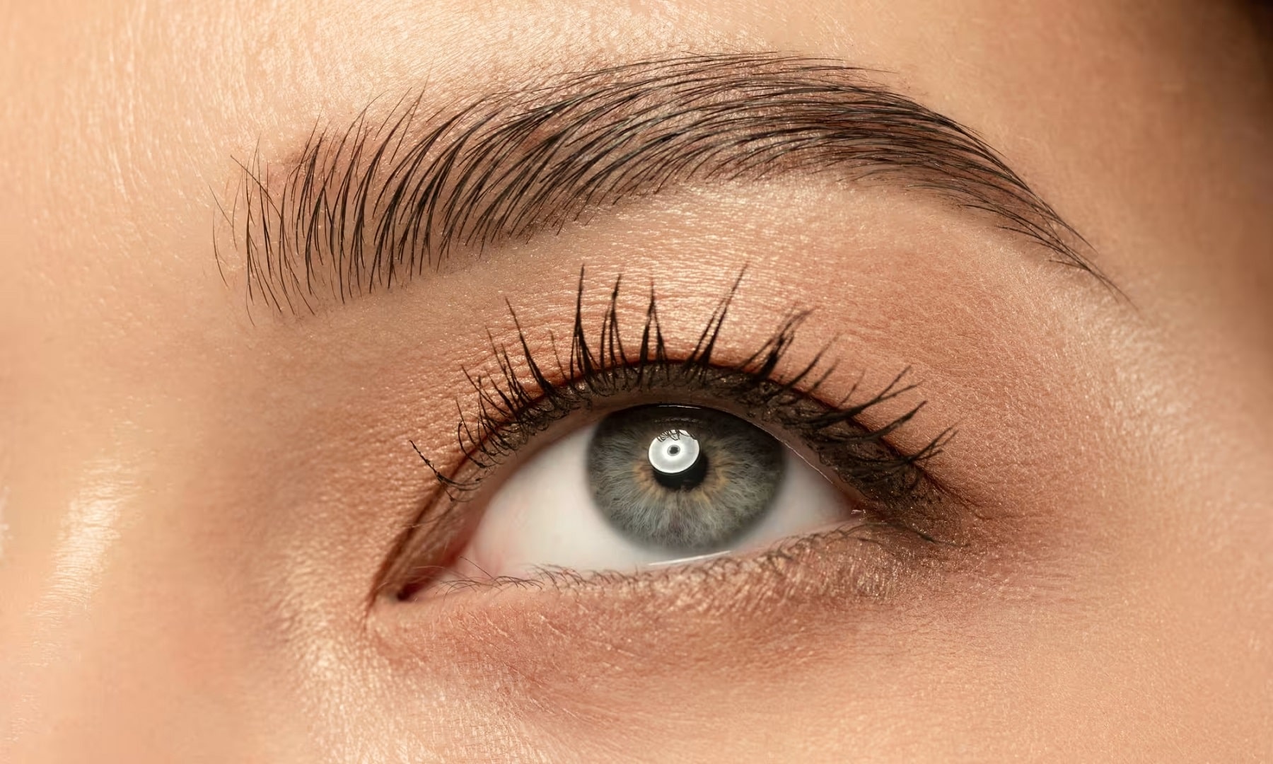 elevacion de cejas malaga min Clínica Burán